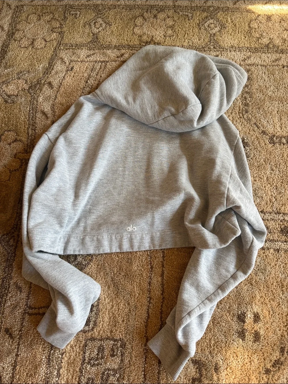 ALO Yoga cropped pullover